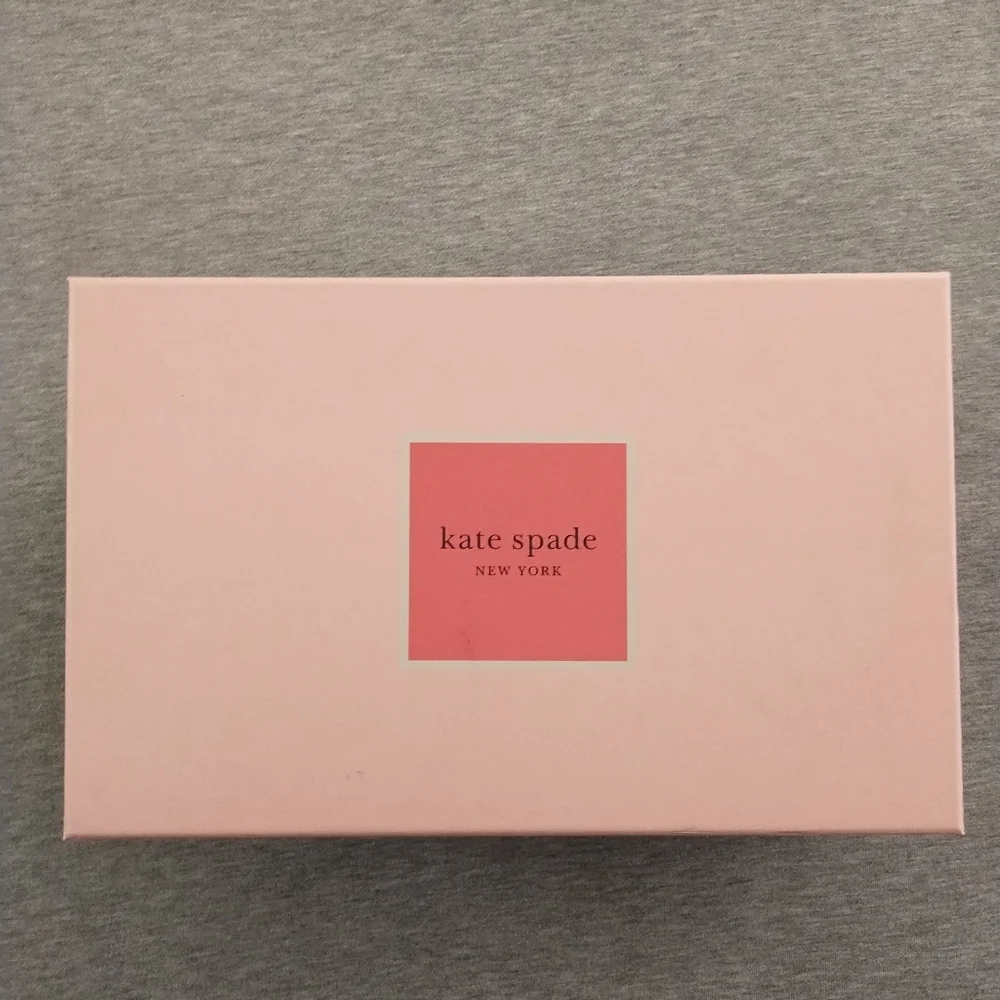 Kate Spade Shoe Box with Kate Spade Tissue Paper